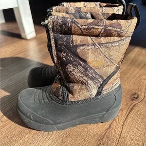 Kids Camouflage Winter Boots